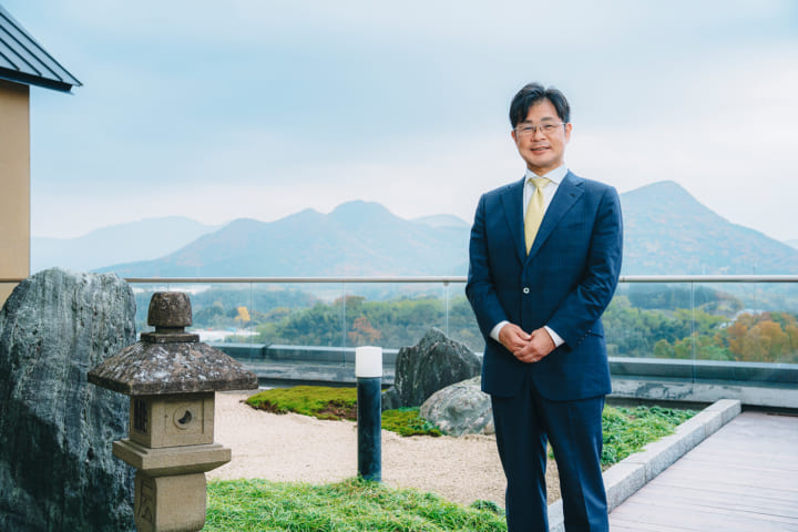 「日本の本格焼酎を、世界のバーで「カクテル」として味わう~<br>「いいちこ」の三和酒類が挑む未来像」のアイキャッチ画像